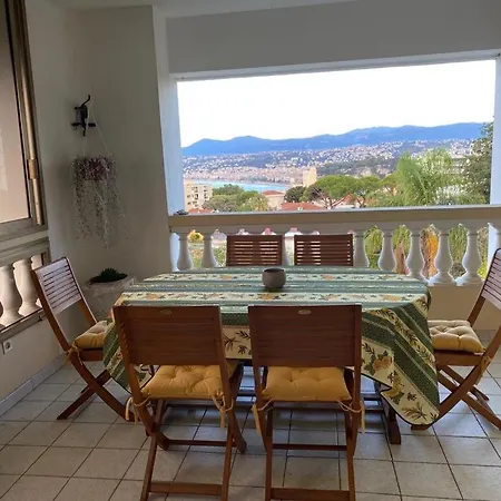 아파트 Vistamar Avec Terrasse & Vue 니스